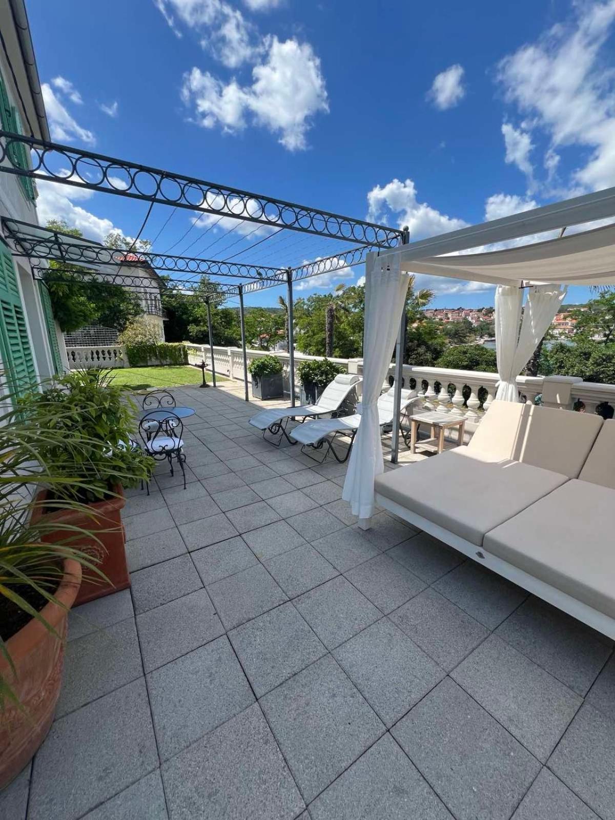 Pavi Apartments Vila Amalia Šilo Exteriér fotografie